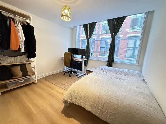 Flat for sale in City Centre, Georgia