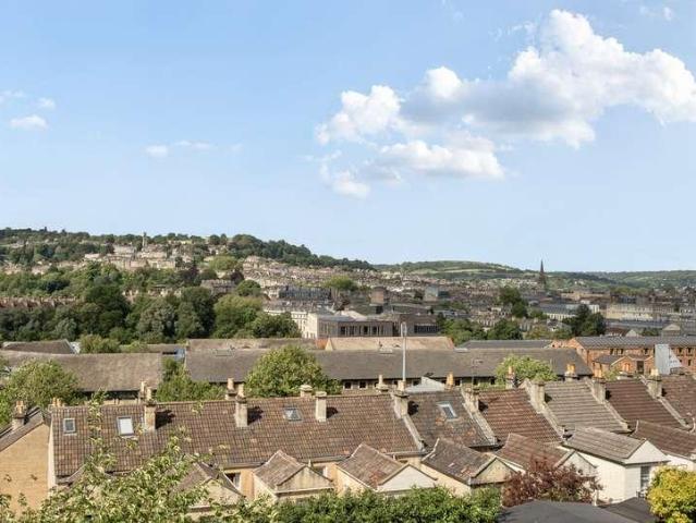 Flat for sale in Beechen Cliff, Dulcote