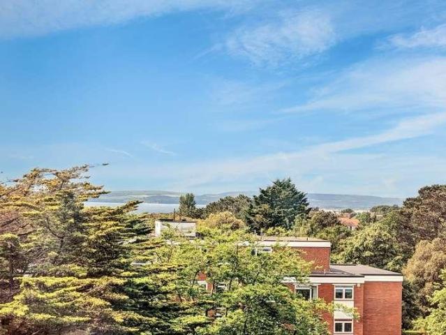 Flat for sale in West Cliff, Bournemouth