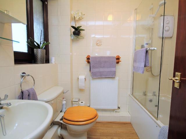 Flat for sale in Poole