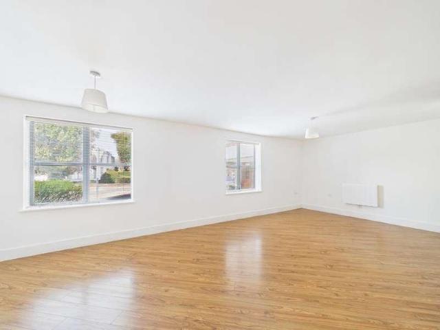 Flat for sale in King's Walden, Hertfordshire