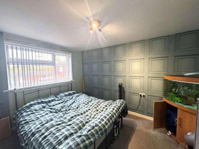 Flat for sale in Orchard Park, Hull