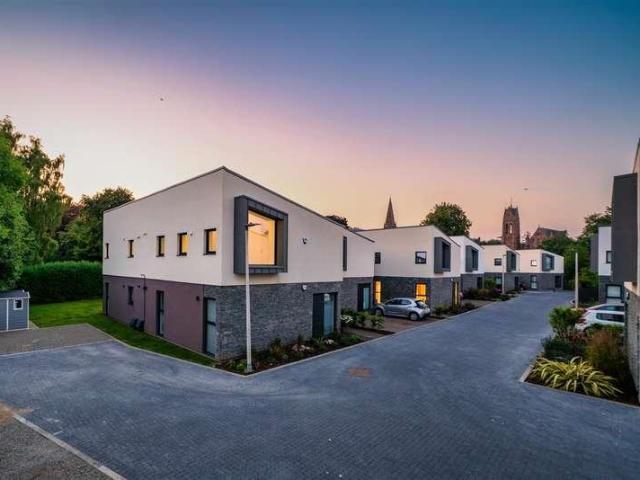 Flat for sale in Crieff, Scotland