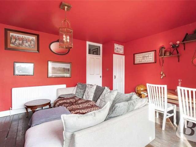 Flat for sale in Milton, Hamerton