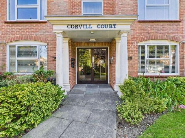 Flat for sale in West Worthing, Worthing