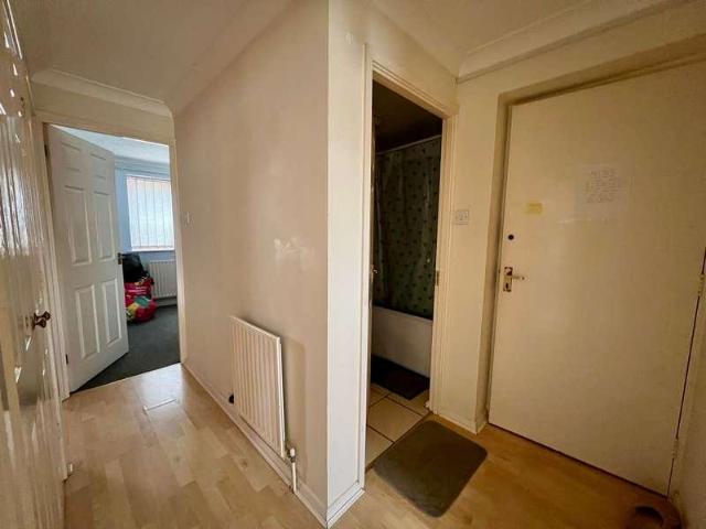 Flat for sale in Grantham, Barholm