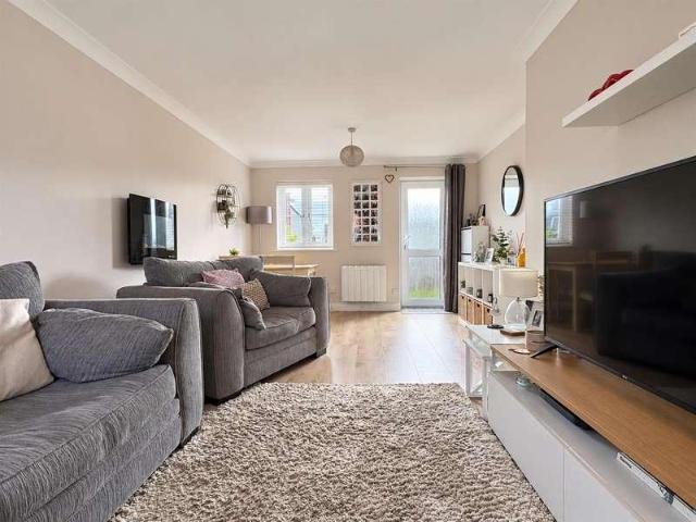 Flat for sale in Chelmer Village, Chelmsford