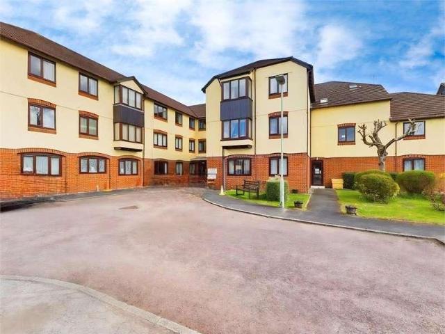 Flat for sale in Knowles Hill, Bridford