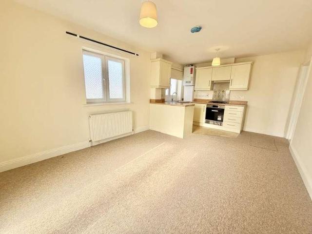 Flat for sale in Melcombe Regis, Weymouth