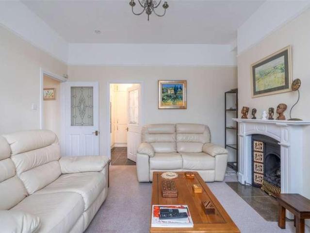 Flat for sale in Wimborne, East Brook