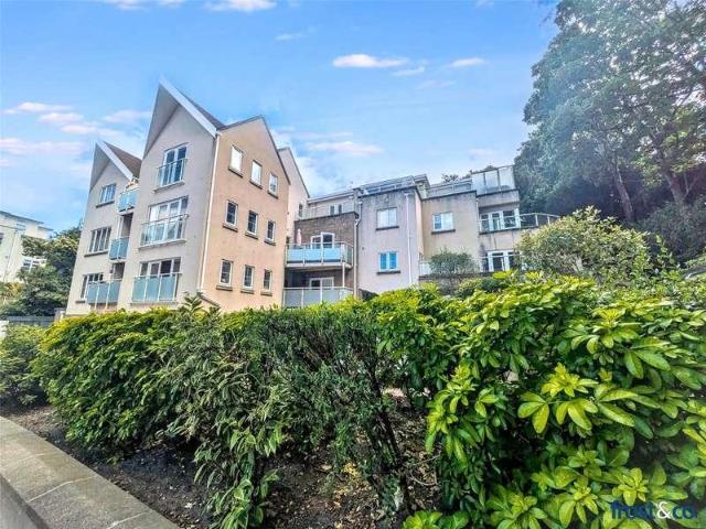 Flat for sale in Parkstone, Poole