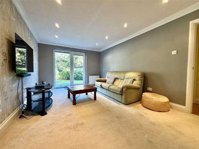 Flat for sale in Westbourne, Bournemouth
