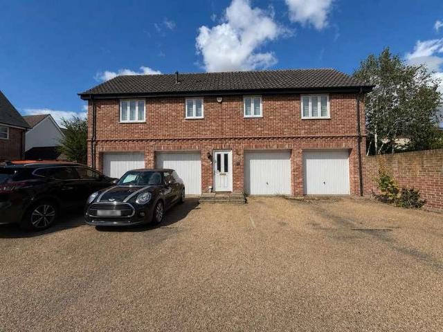 Flat for sale in Redenhall with Harleston, Burgh St Peter