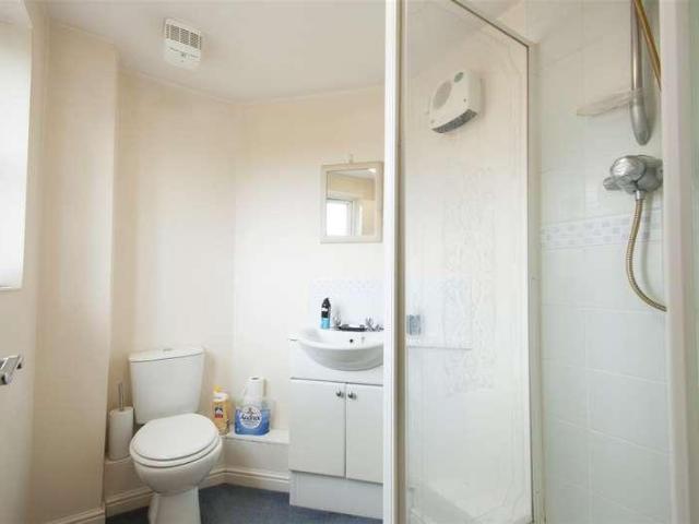 Flat for sale in Wexham Court, Slough