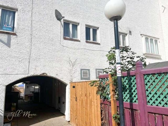 Flat for sale in Washington, Tyne And Wear