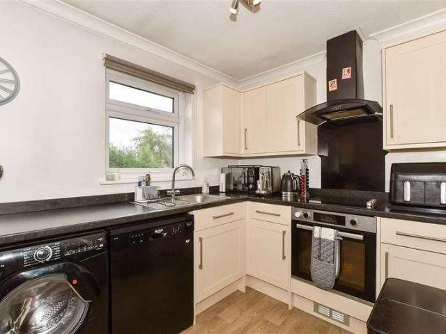 Flat for sale in North Horsham, Horsham