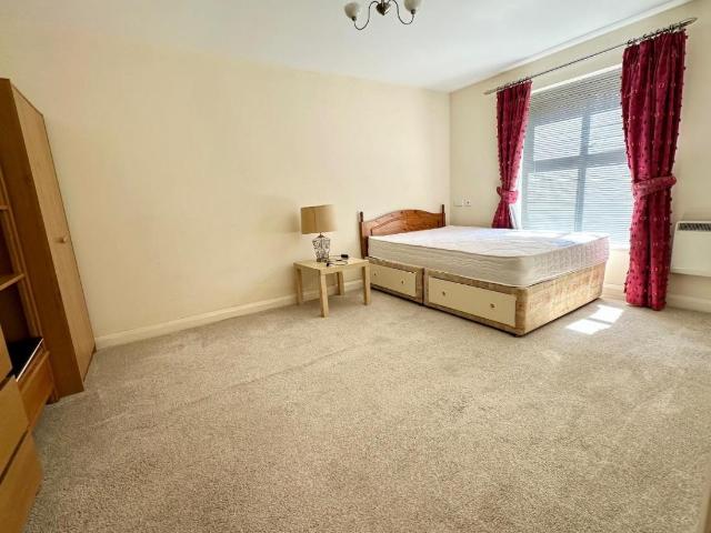 Flat for sale in Layton, Blackpool