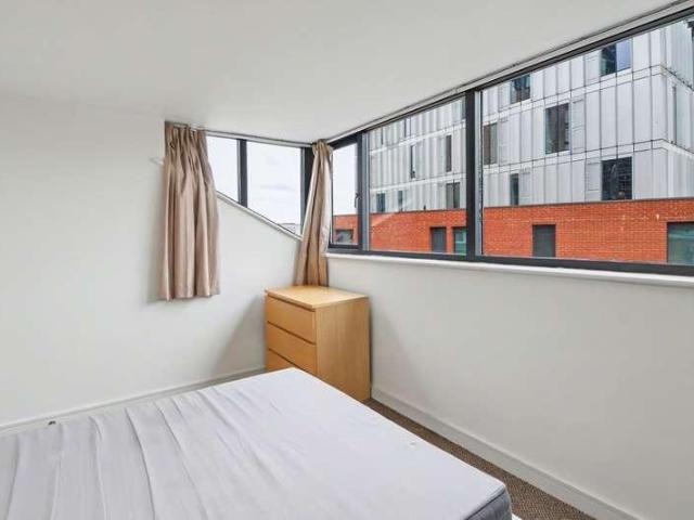 Flat for sale in City Centre, Georgia