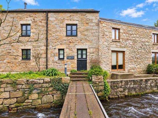 Flat for sale in Newlyn, Penzance