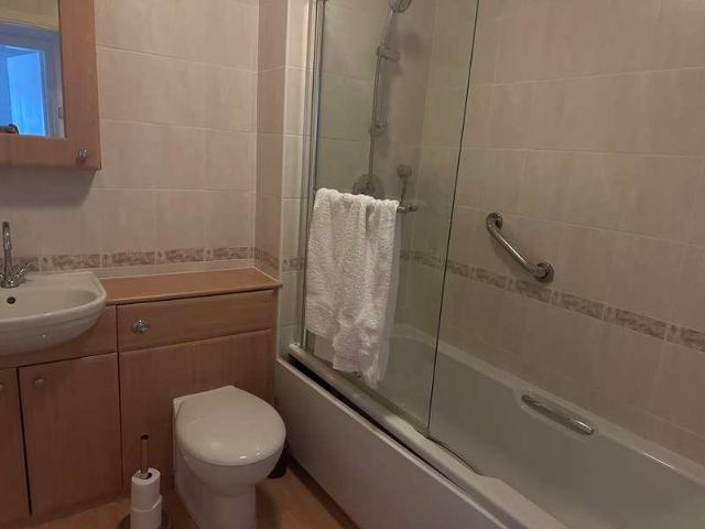 Flat for sale in Bolton, Heaton