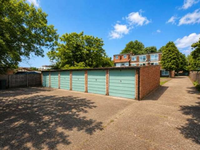 Flat for sale in Alperton, Greater London