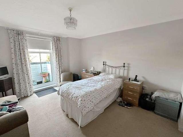 Flat for sale in Highcliffe