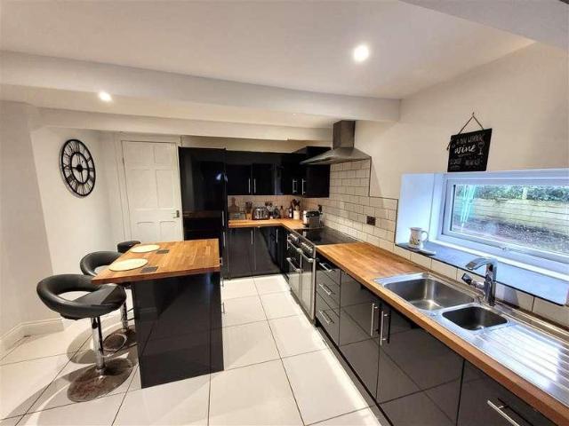 Flat for sale in Restronguet Passage, Mylor Bridge