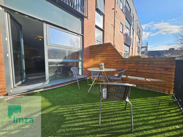 Flat for sale in Bootle, Sefton