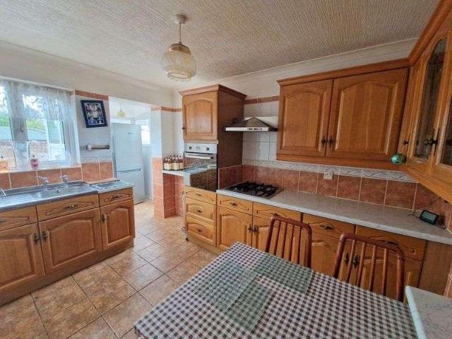 Flat for sale in Hulham, Budlake