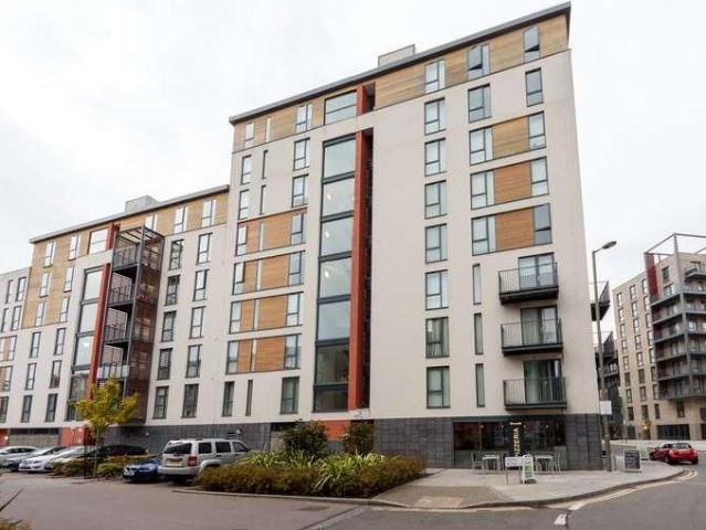 Flat for sale in Colindale, Greater London