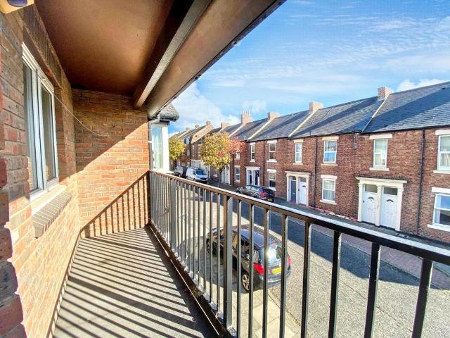 Flat for sale in North Shields, North Tyneside