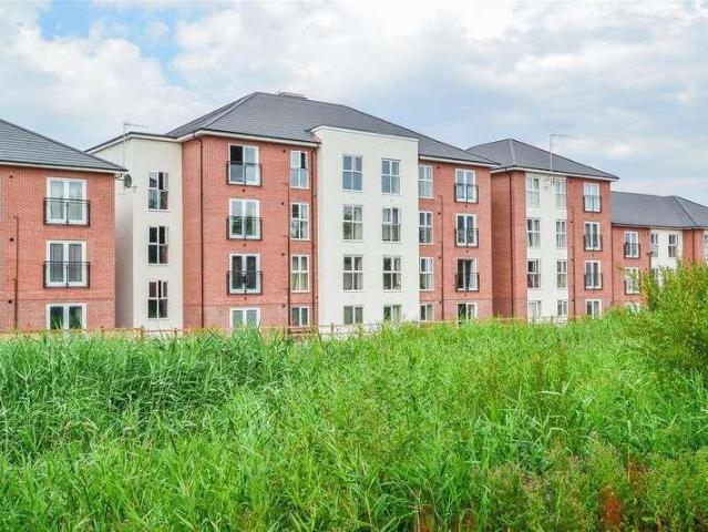 Flat for sale in Forthampton, Worcestershire
