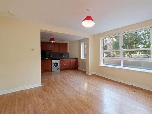 Flat for sale in Merchant City, Glasgow