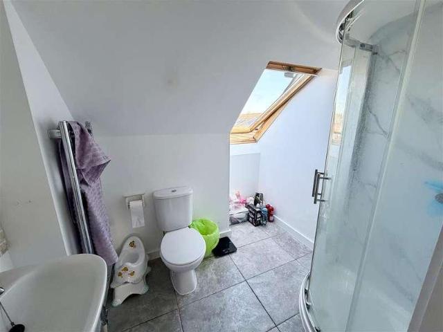 Flat for sale in Poole