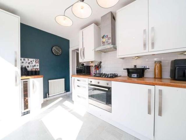 Flat for sale in Iver, Iver Heath