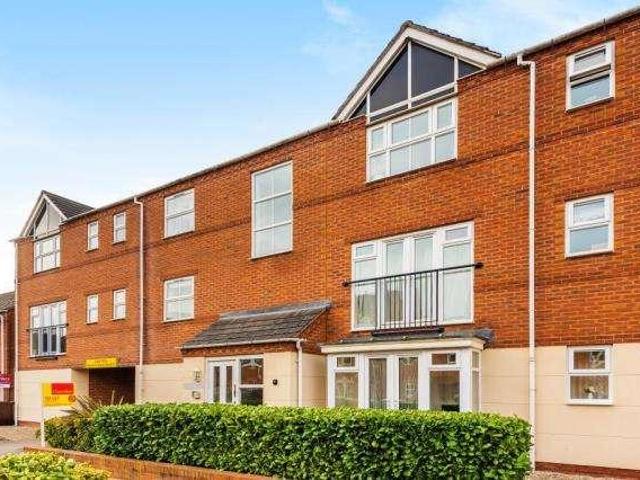 Flat for sale in Evershot, Oxfordshire