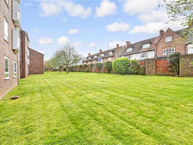 Flat for sale in London Borough of Sutton, Greater London