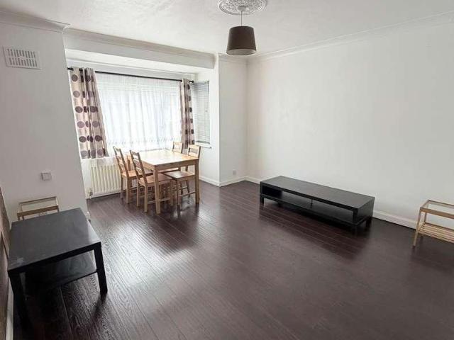 Flat for sale in Greater London