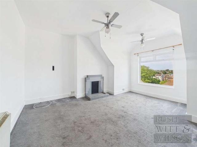 Flat for sale in Central, Heathlands