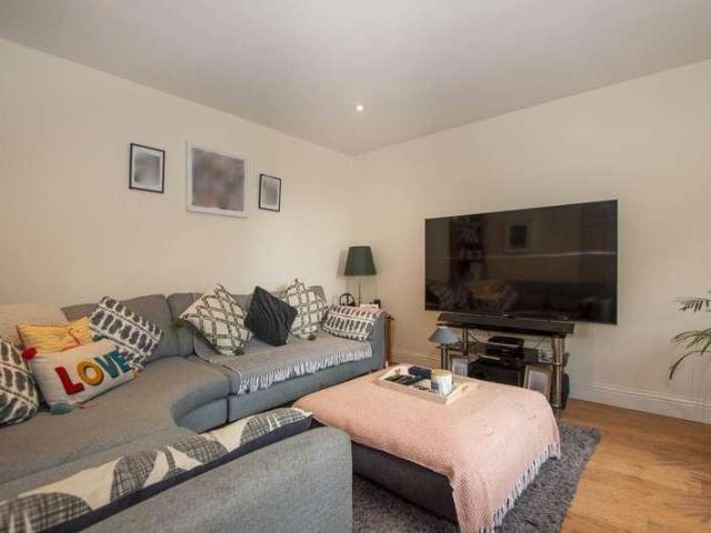 Flat for sale in Crostwick, Norfolk