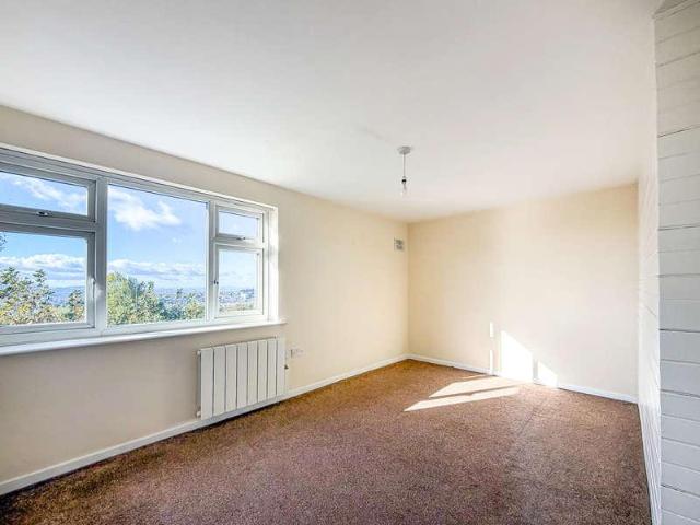 Flat for sale in Dixons Green, Dudley