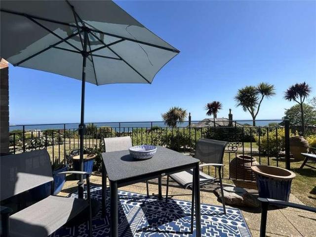 Flat for sale in Lowtherville, Ventnor
