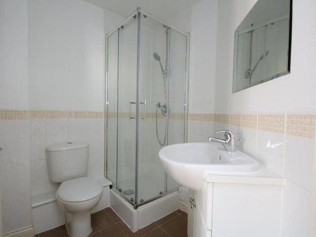Flat for sale in Poole