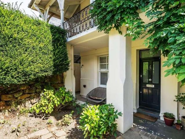 Flat for sale in Broadwater Down, Sandown Park