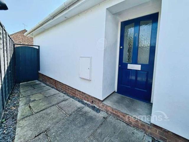 Flat for sale in Maidenhead