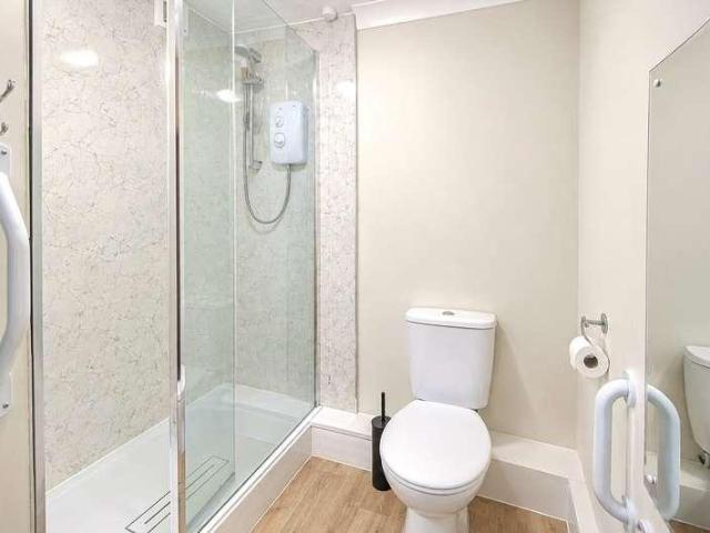 Flat for sale in Petersfield, Bolton Low Houses