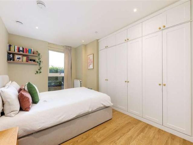 Flat for sale in London Borough of Merton, Greater London