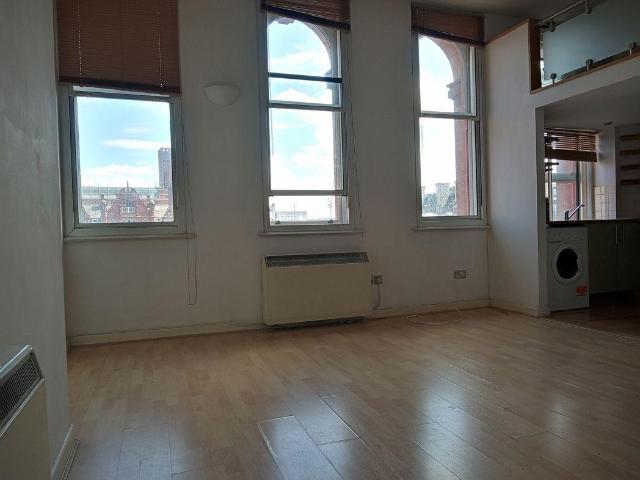 Flat for sale in City Centre, Georgia