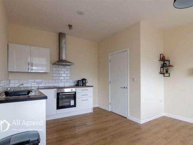 Flat for sale in Caldermill, East Midlands