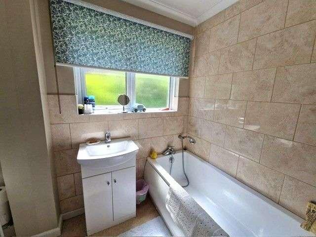 Flat for sale in Withycombe, Budlake